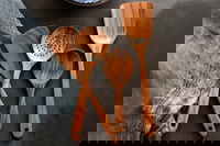 Køkkenredskaber i træ 